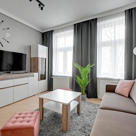 Royal Rose - Premium Beach Apartment Сопот Экстерьер фото